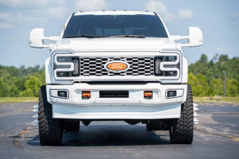 2023 Ford F-450 Super Duty Platinum Custom