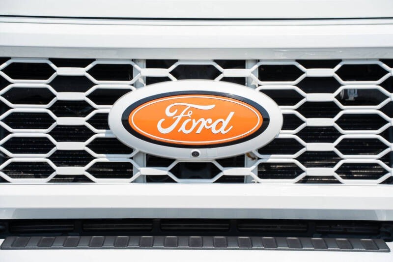 2023 Ford F-450 Super Duty Platinum Custom