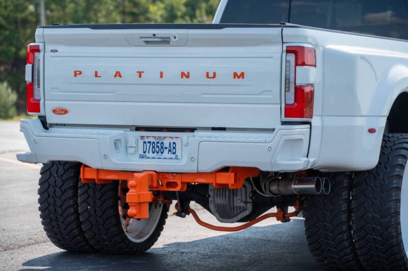 2023 Ford F-450 Super Duty Platinum Custom