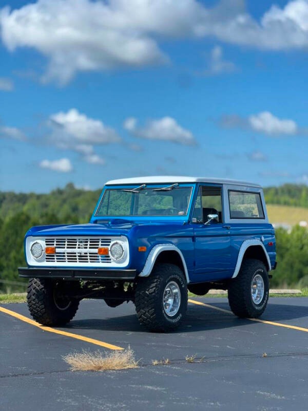 Restored 1974 Ford Bronco - 2