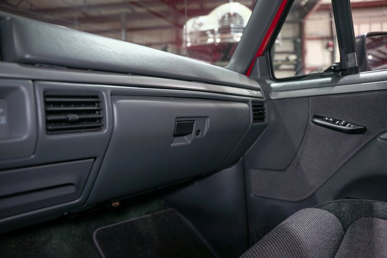 1,686-Mile 1993 Ford F-150 Lightning