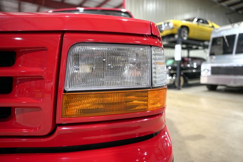 1,686-Mile 1993 Ford F-150 Lightning