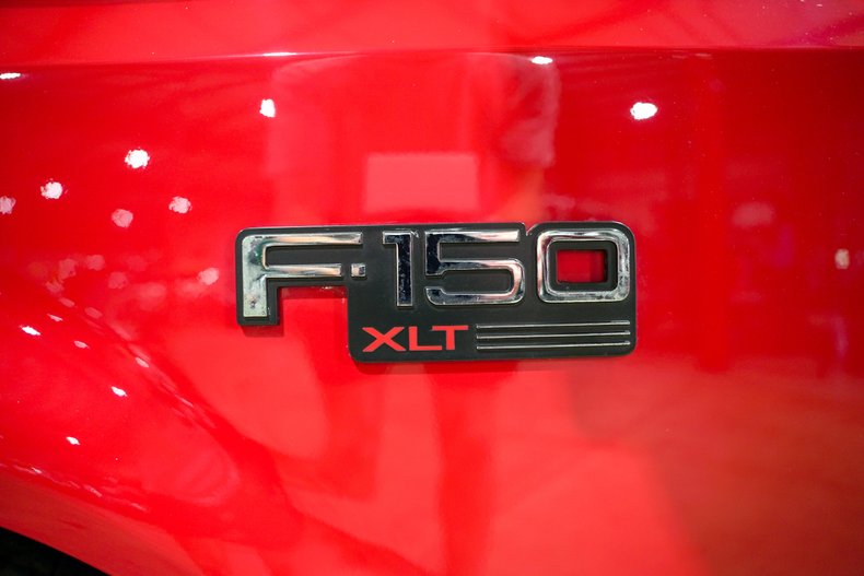 1,686-Mile 1993 Ford F-150 Lightning