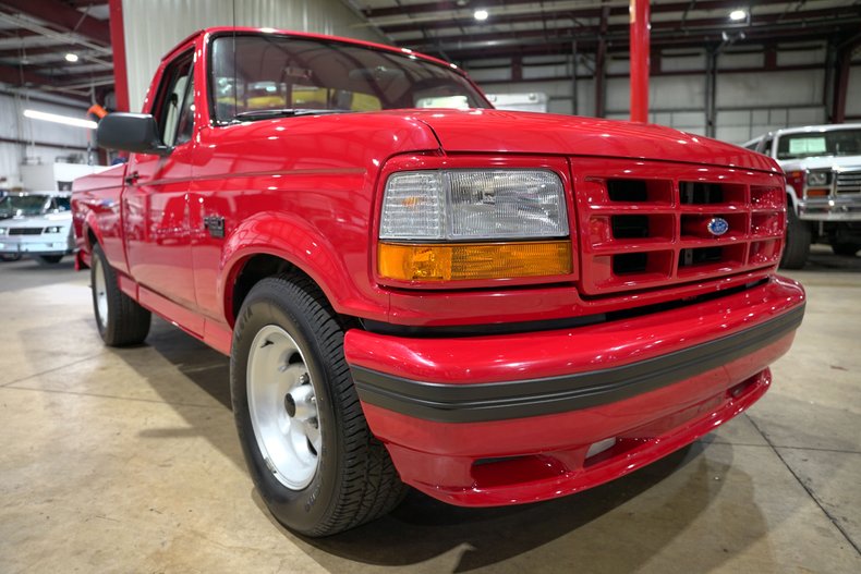1,686-Mile 1993 Ford F-150 Lightning