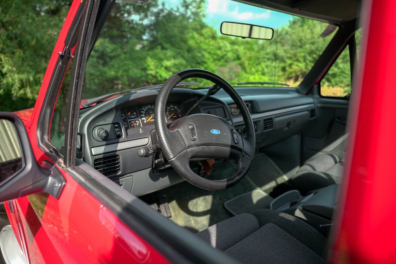 1,686-Mile 1993 Ford F-150 Lightning