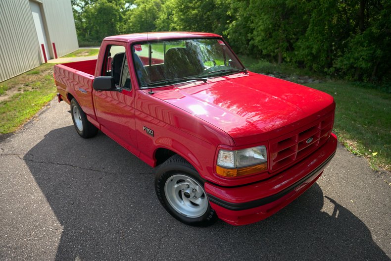 1,686-Mile 1993 Ford F-150 Lightning