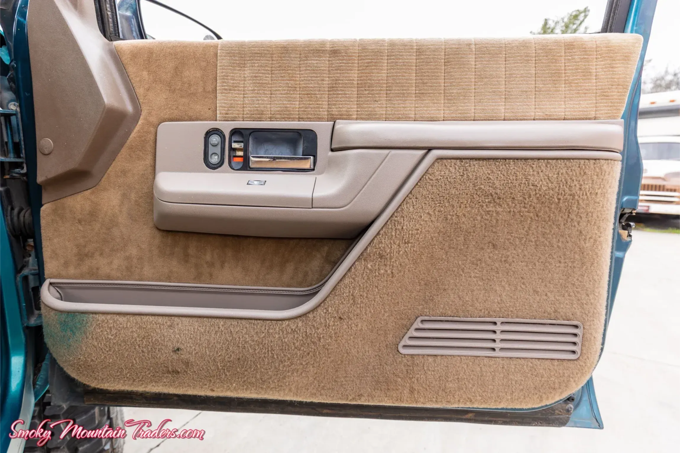 2-Door 1993 Chevrolet Blazer 4×4
