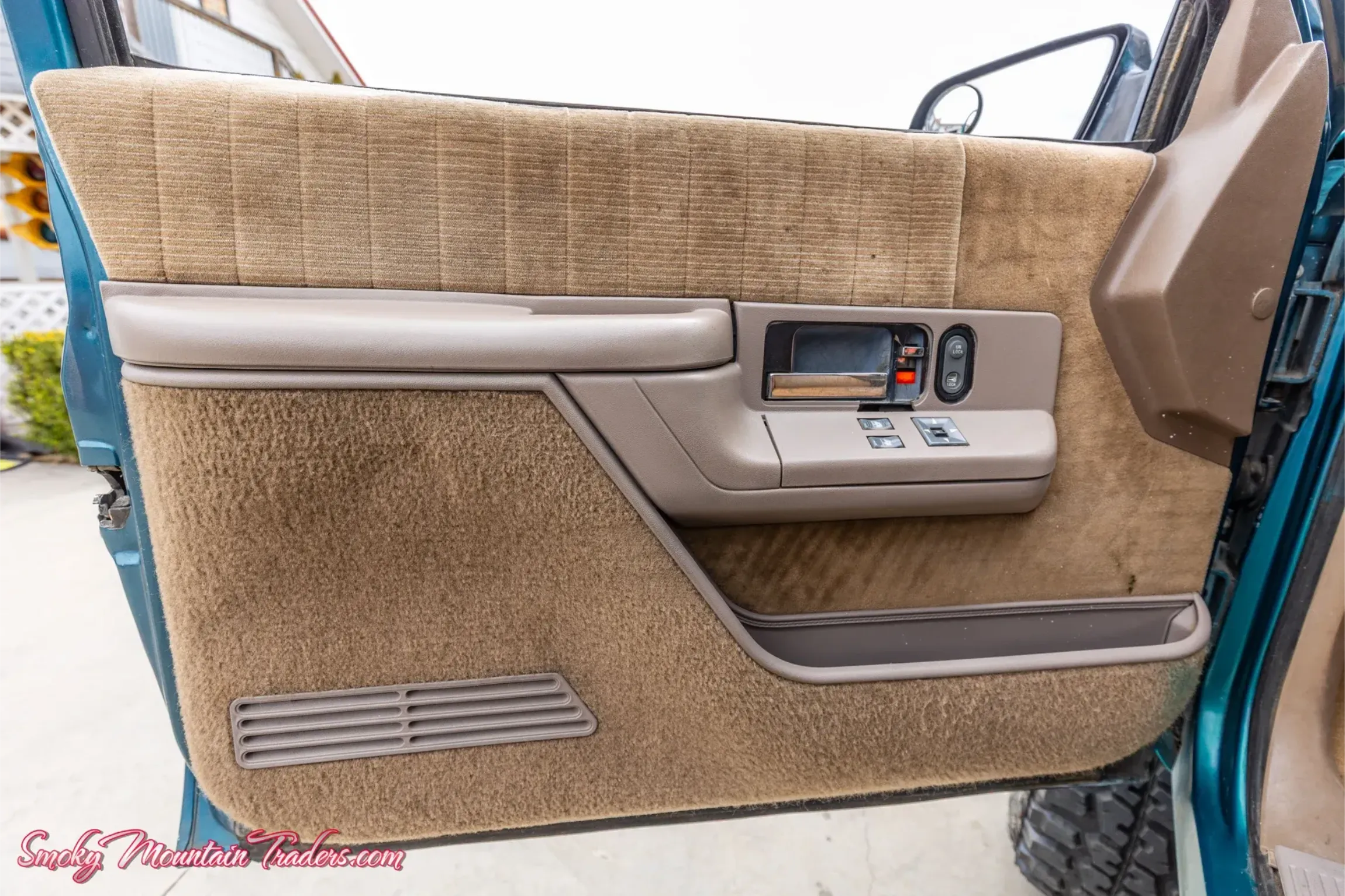 2-Door 1993 Chevrolet Blazer 4×4