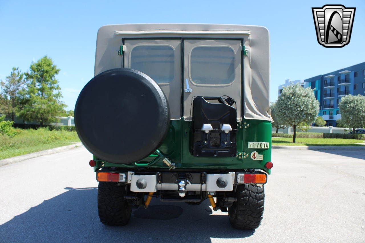1976 Toyota Land Cruiser FJ43