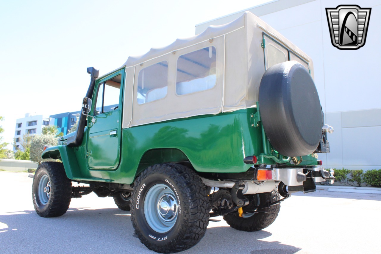 1976 Toyota Land Cruiser FJ43