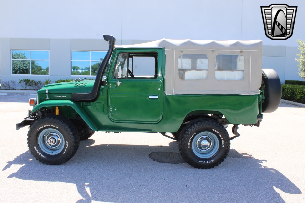 1976 Toyota Land Cruiser FJ43