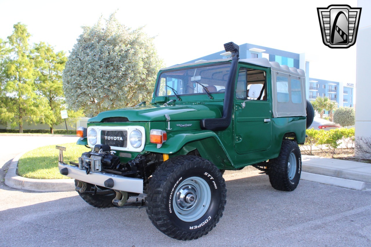 1976 Toyota Land Cruiser FJ43