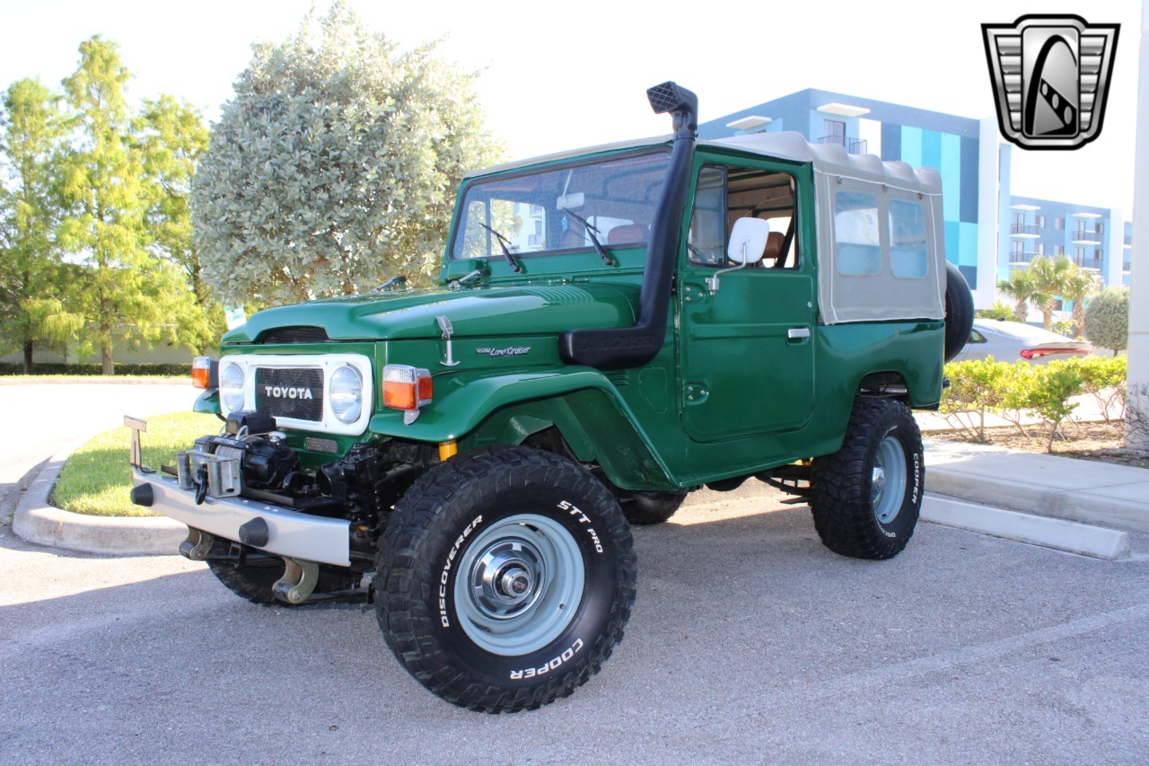 1976 Toyota Land Cruiser FJ43