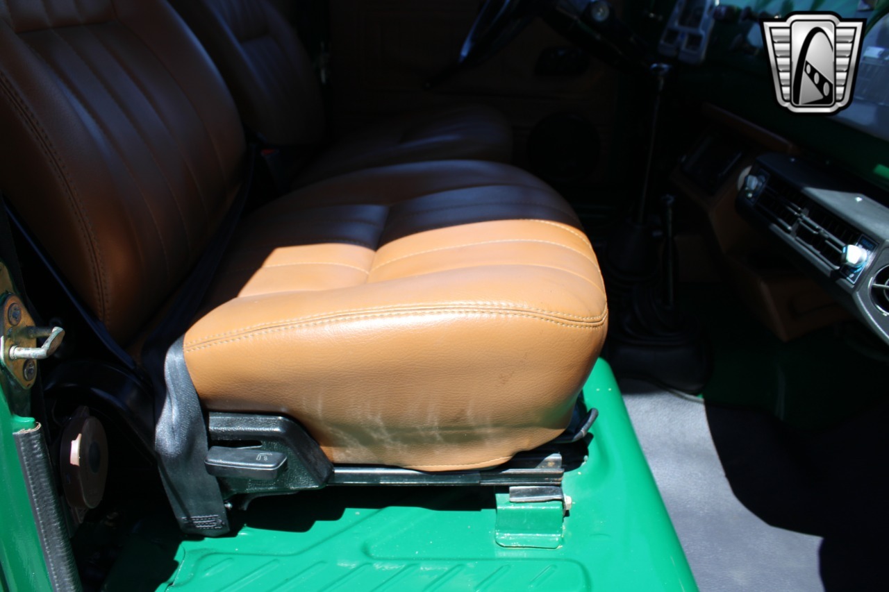 1976 Toyota Land Cruiser FJ43 - 4