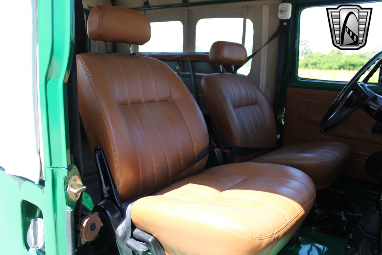 1976 Toyota Land Cruiser FJ43 - 5