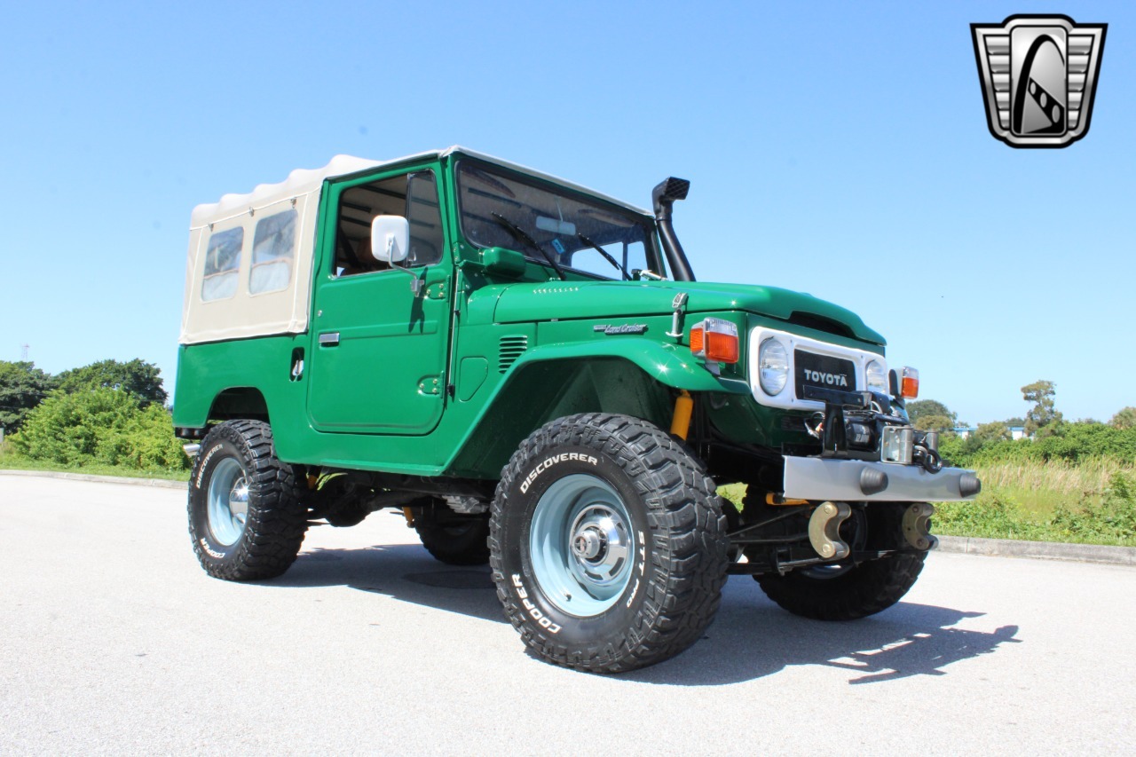 1976 Toyota Land Cruiser FJ43