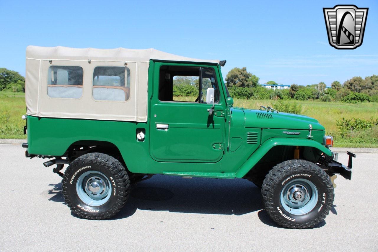 1976 Toyota Land Cruiser FJ43