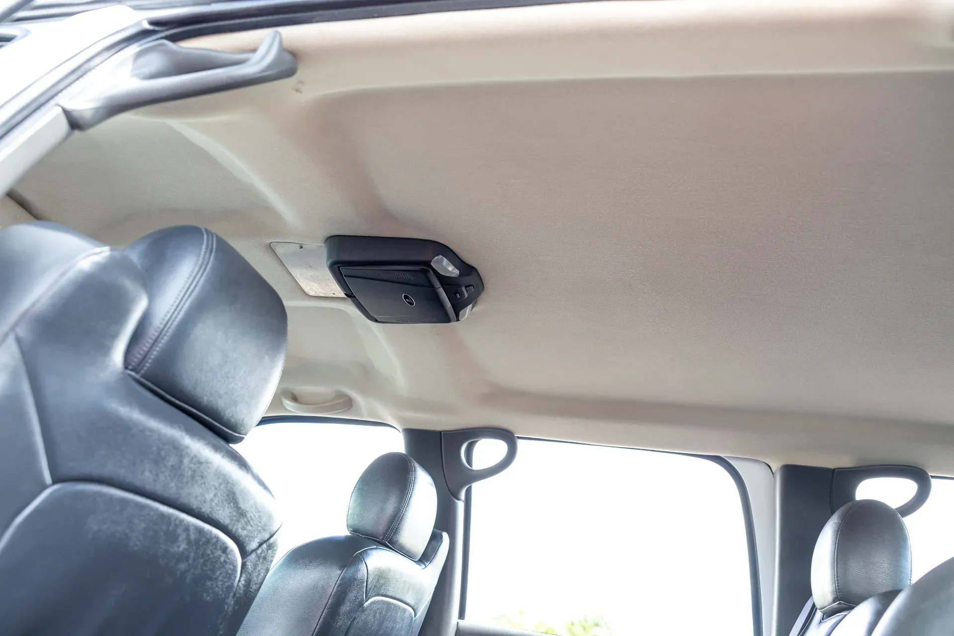 9-Seater 2003 Chevrolet Silverado 3500