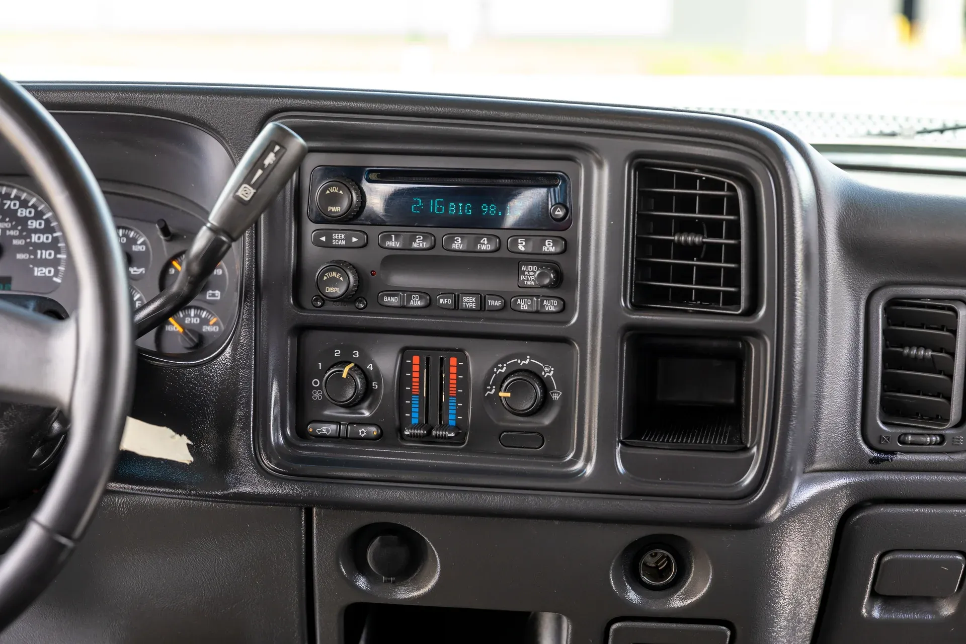 9-Seater 2003 Chevrolet Silverado 3500