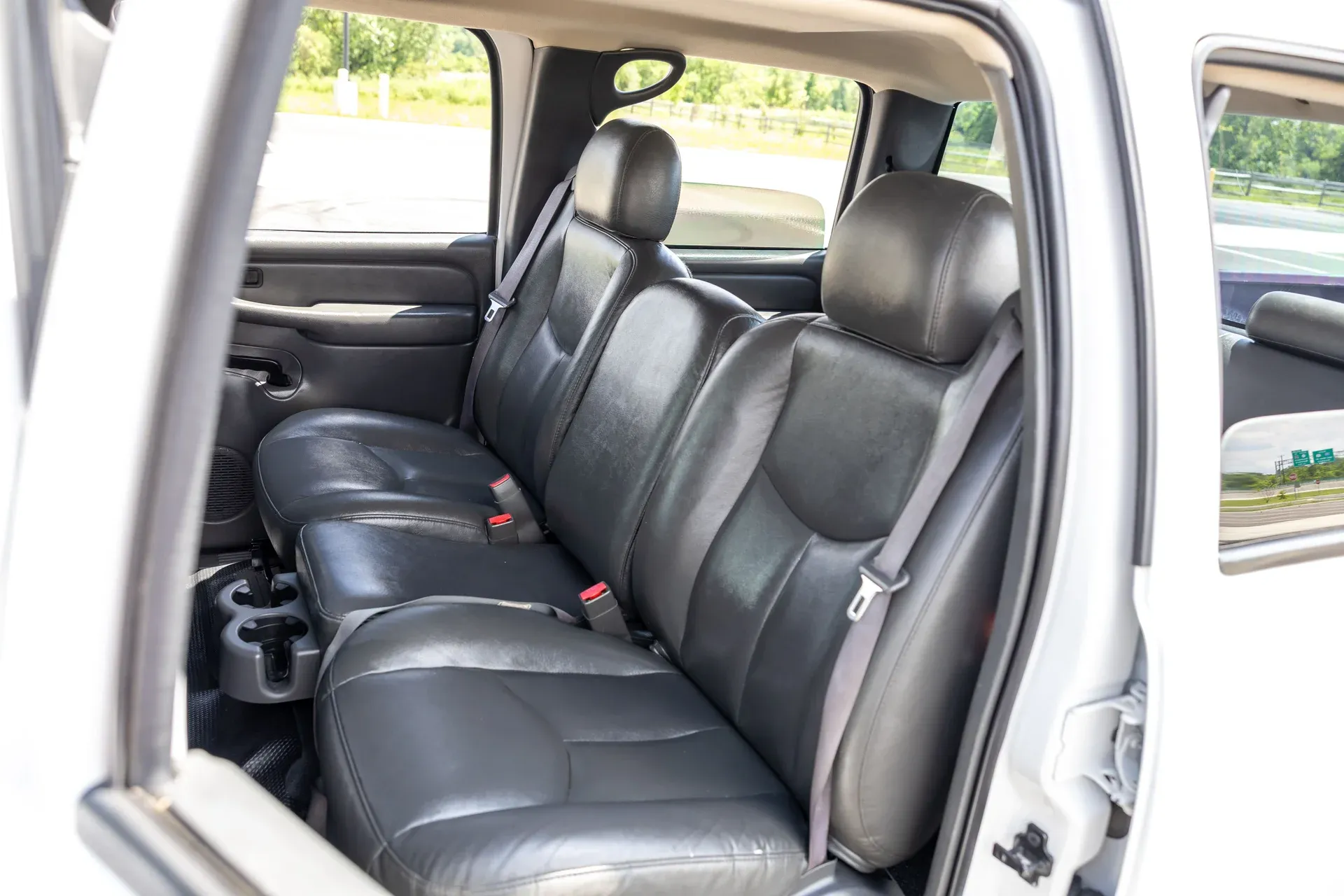 9-Seater 2003 Chevrolet Silverado 3500