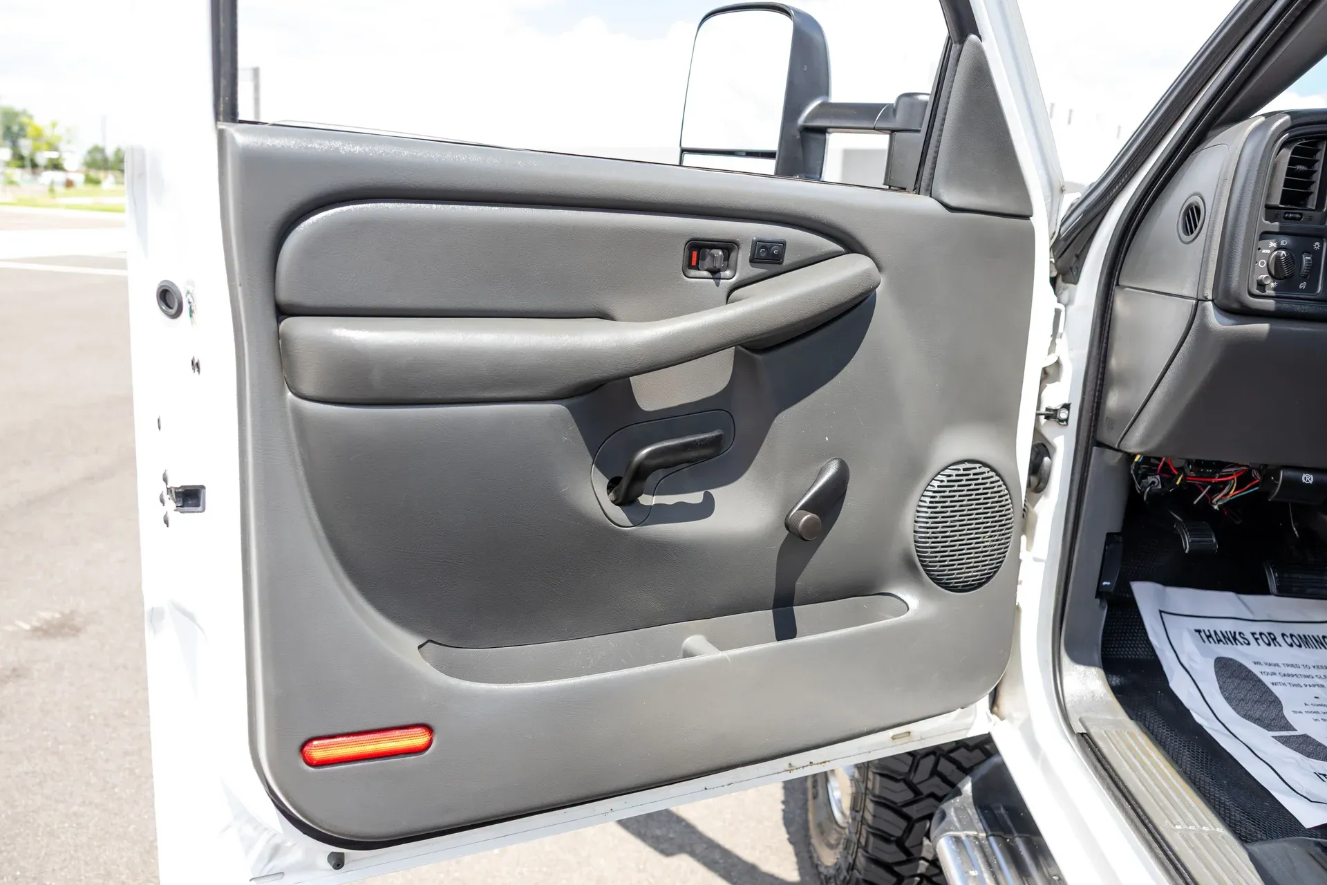 9-Seater 2003 Chevrolet Silverado 3500