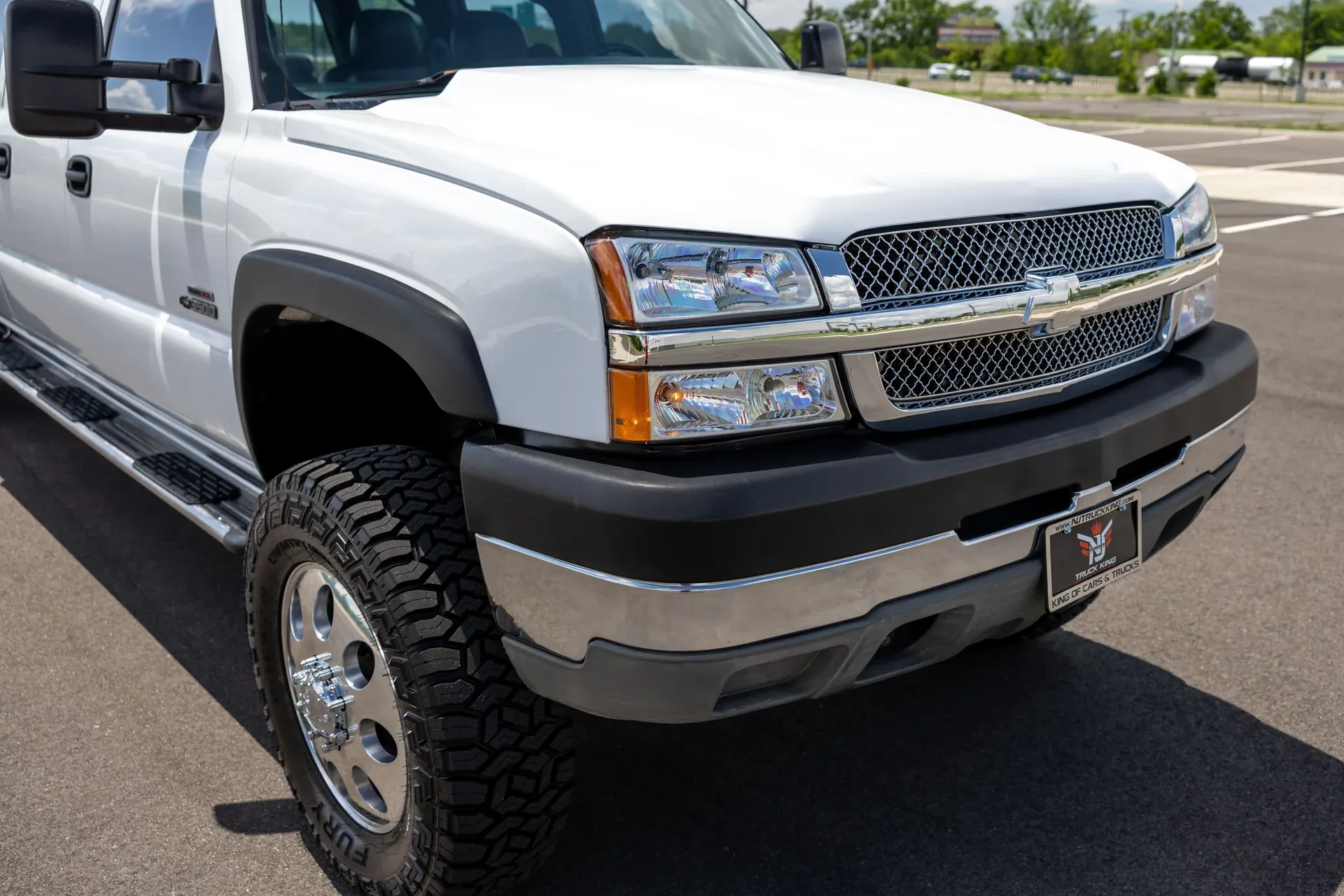 9-Seater 2003 Chevrolet Silverado 3500