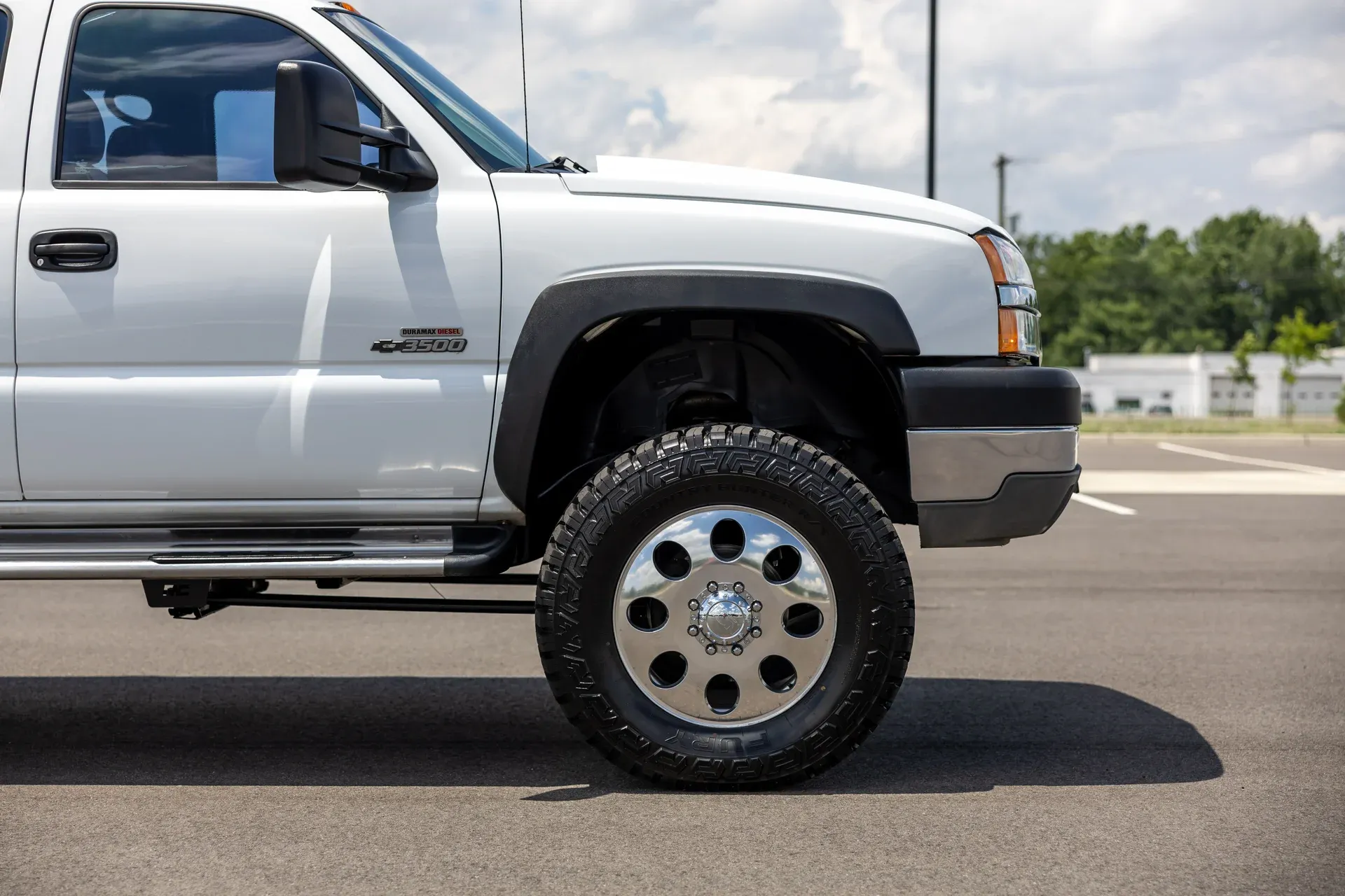 9-Seater 2003 Chevrolet Silverado 3500