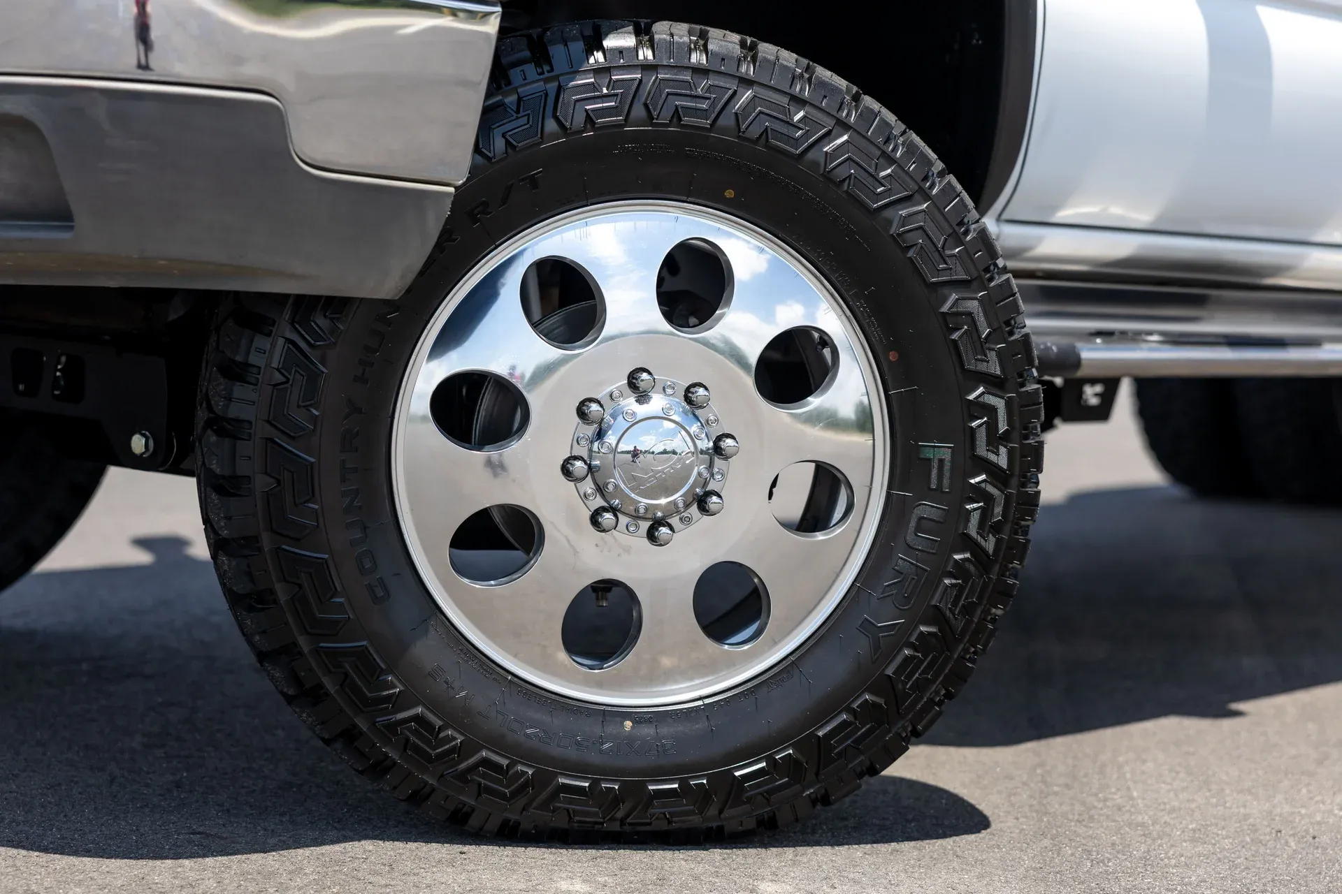 9-Seater 2003 Chevrolet Silverado 3500