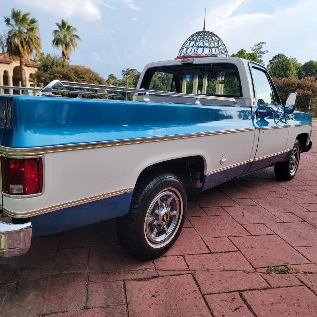 1977 Chevy C10 Silverado LWB