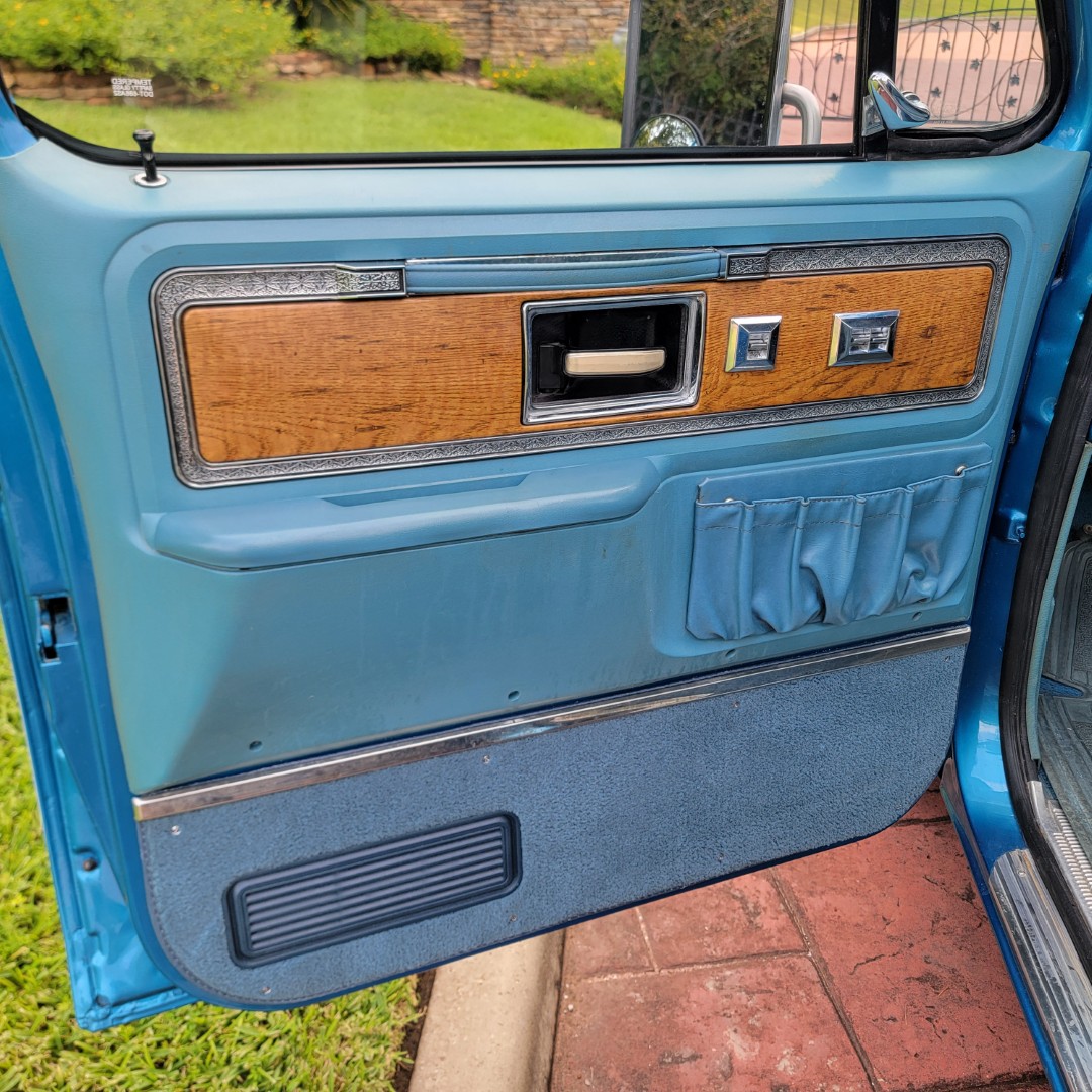 1977 Chevy C10 Silverado LWB