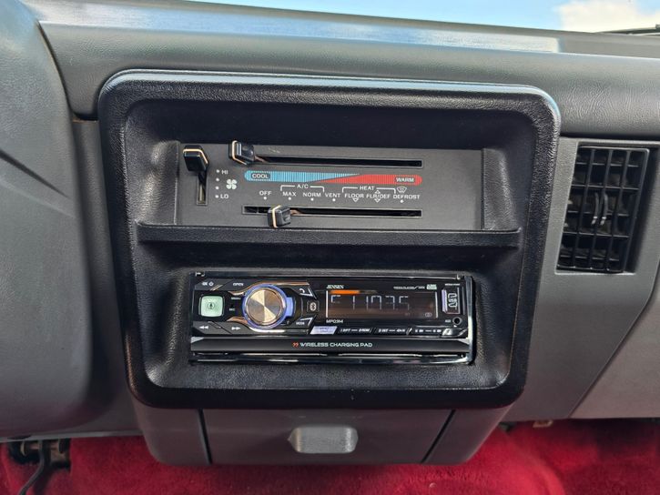 1991 Ford Bronco Silver Anniversary