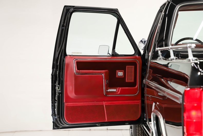 307-Mile 1985 Ford F-150 XLT Lariat