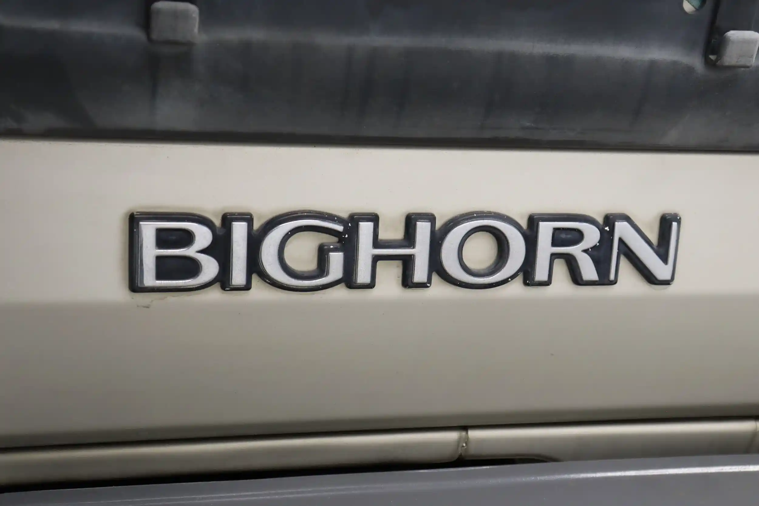 1996 Isuzu Bighorn Plaisir Short - 4
