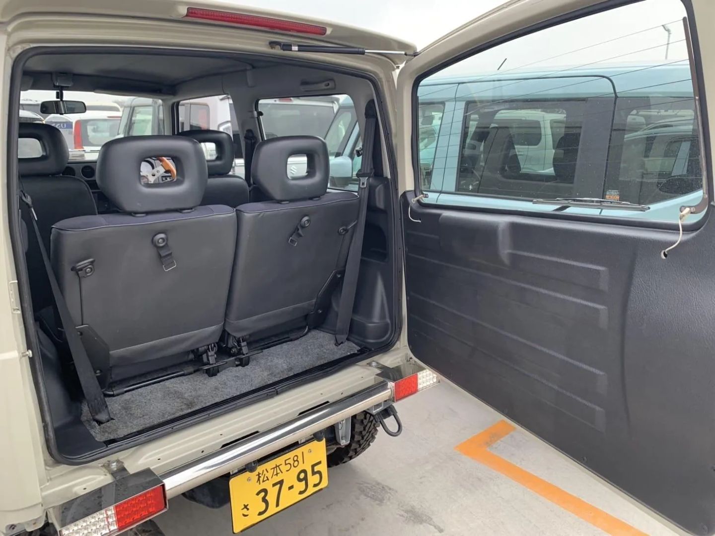 1996 Suzuki Jimny - 3