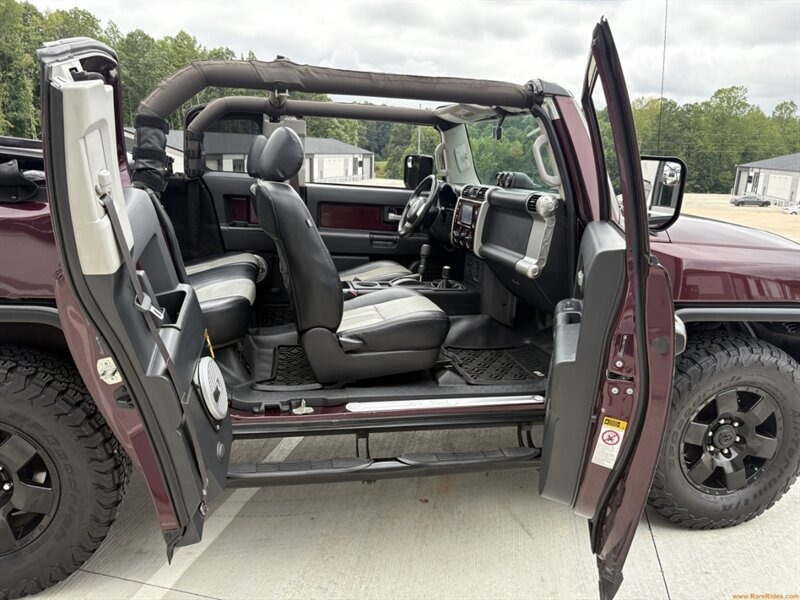 2007 Toyota FJ Cruiser Convertible