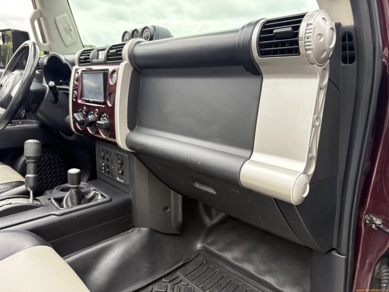 2007 Toyota FJ Cruiser Convertible
