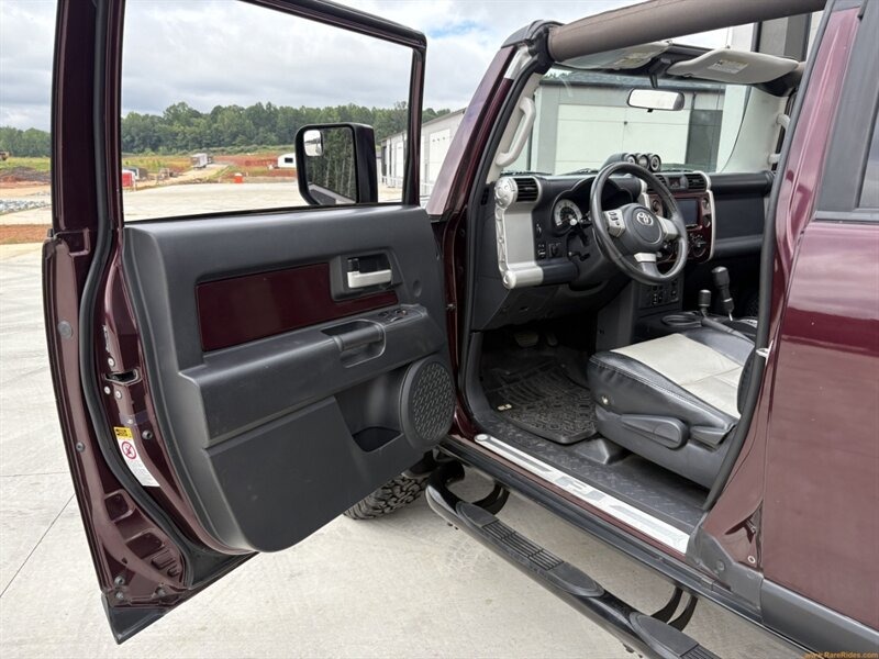 2007 Toyota FJ Cruiser Convertible