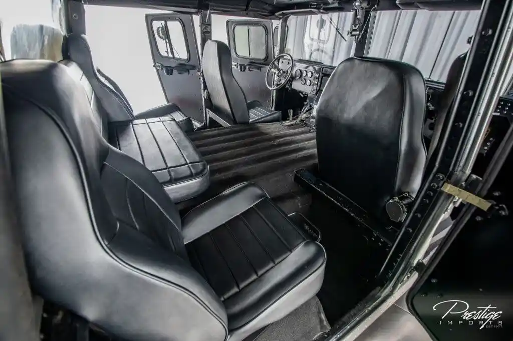 2002 AM General Humvee