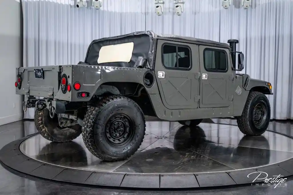2002 AM General Humvee