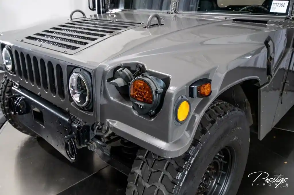 2002 AM General Humvee