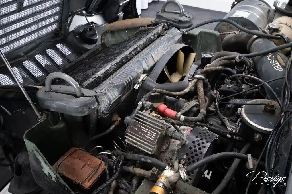 2002 AM General Humvee