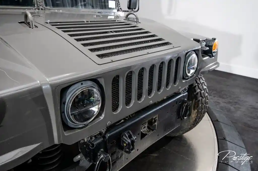 2002 AM General Humvee