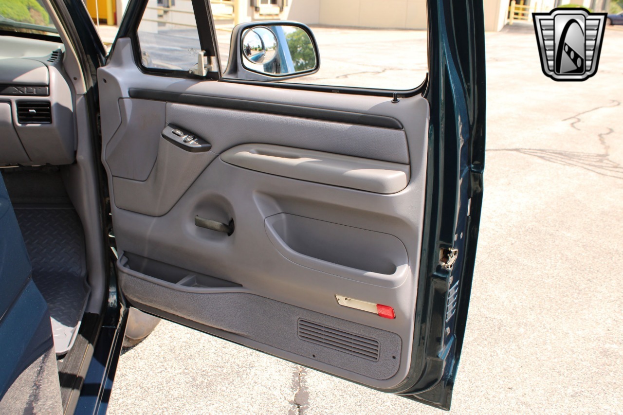 1996 Ford F-350 XLT Dually