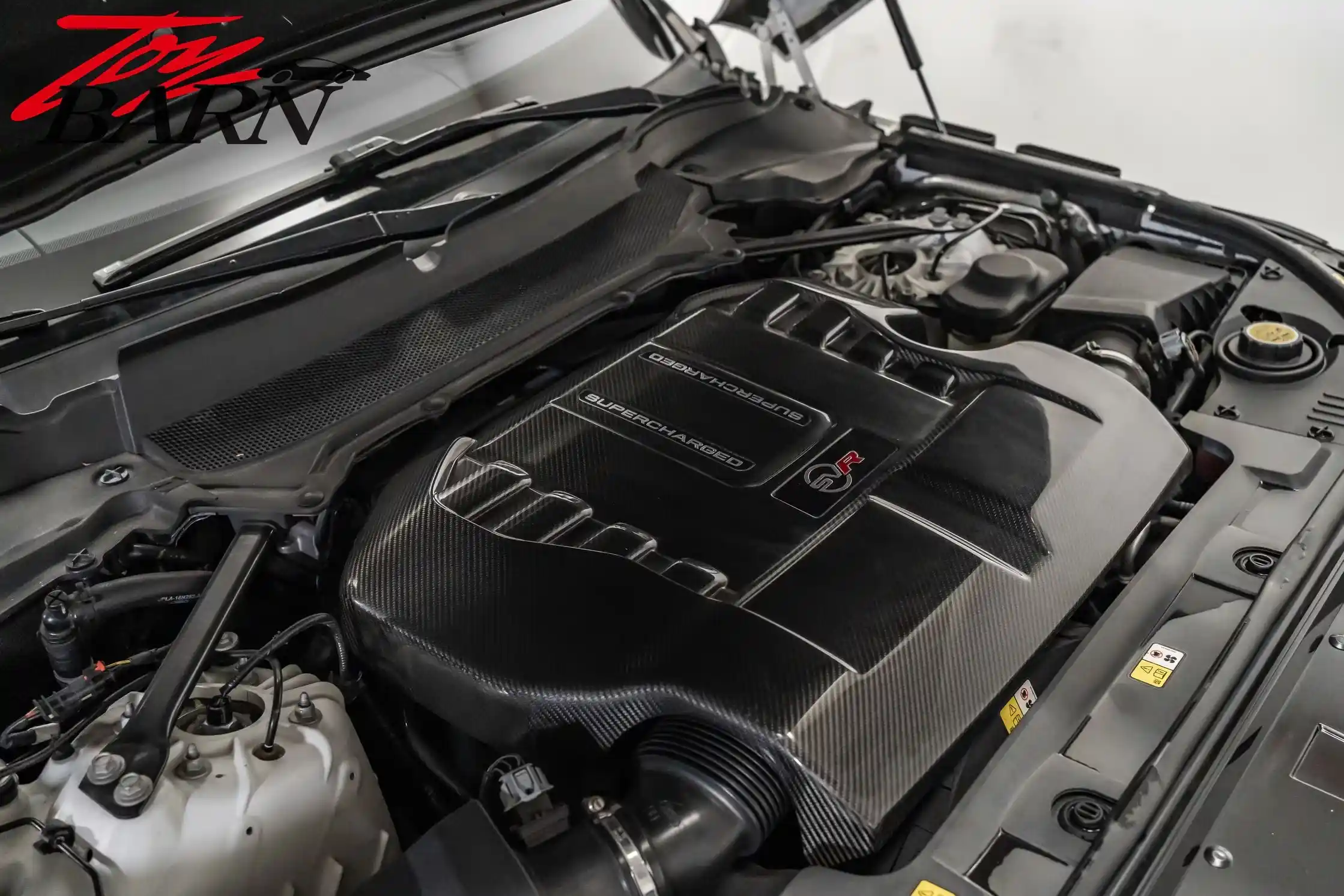2018 Land Rover Range Rover Sport SVR - 4