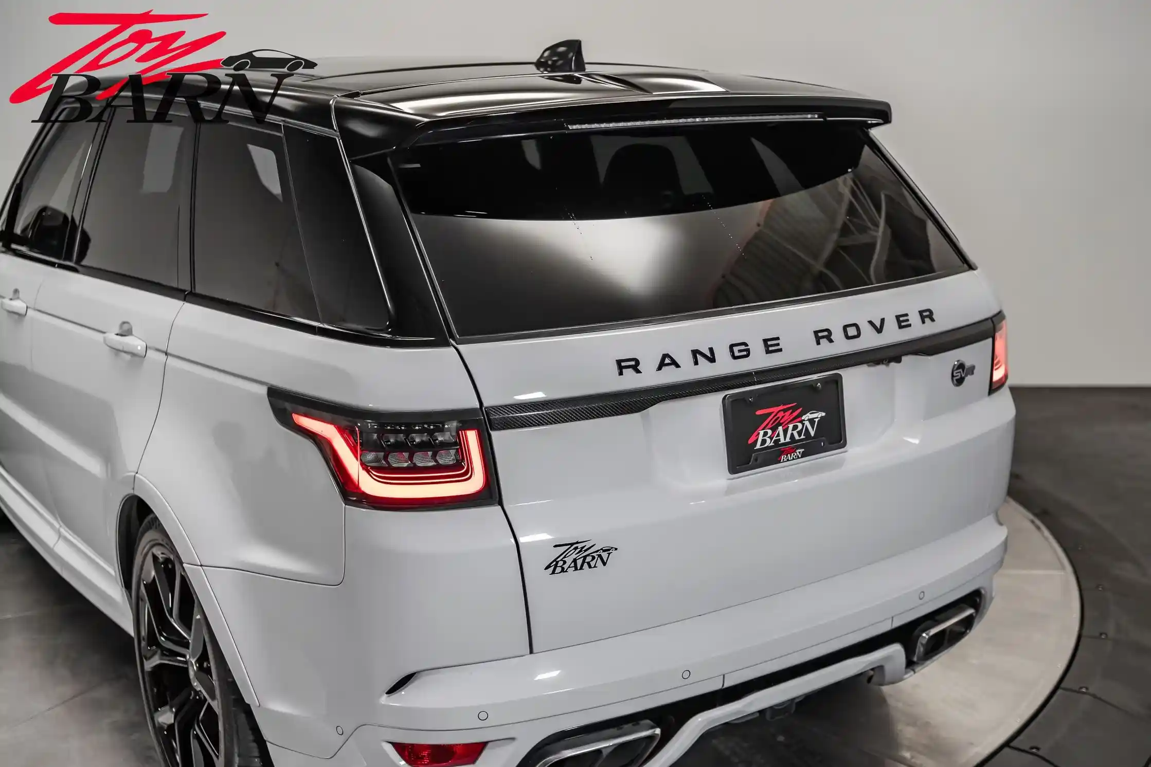2018 Land Rover Range Rover Sport SVR