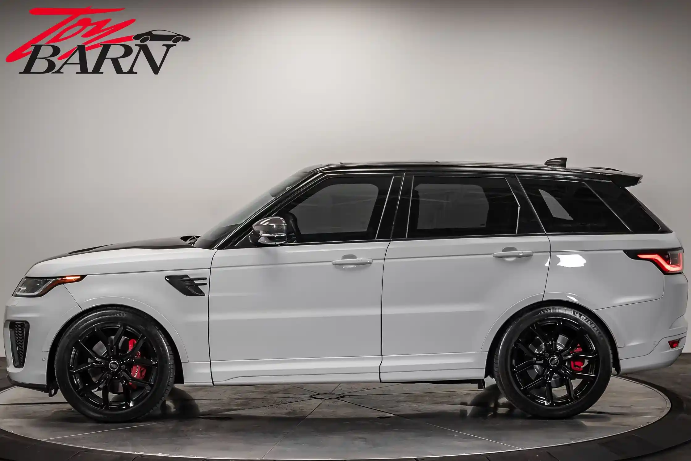 2018 Land Rover Range Rover Sport SVR