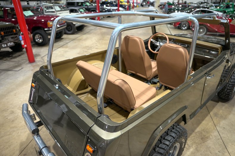 1972 Jeep Commando