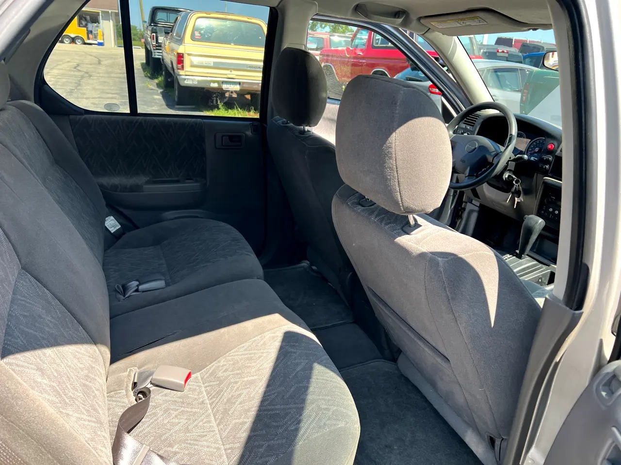 2004 Isuzu Rodeo - 3