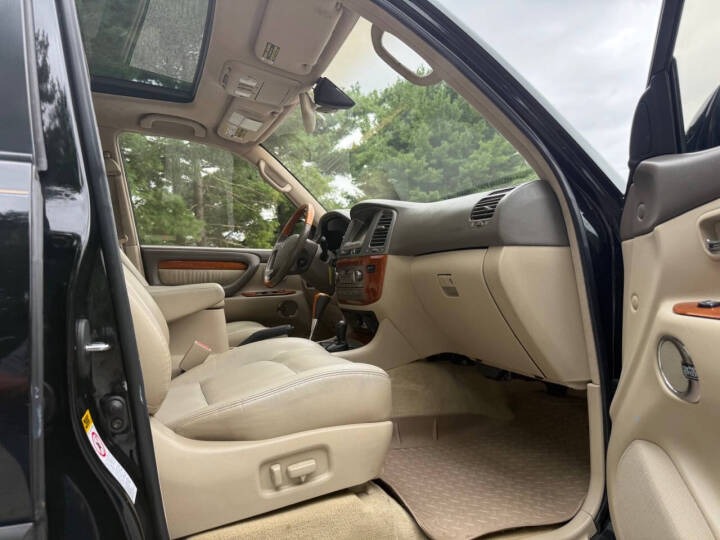 2003 Lexus LX 470