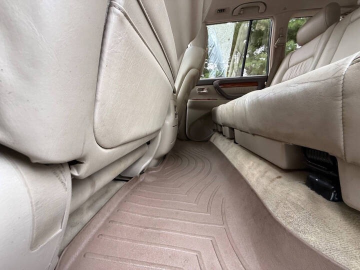 2003 Lexus LX 470